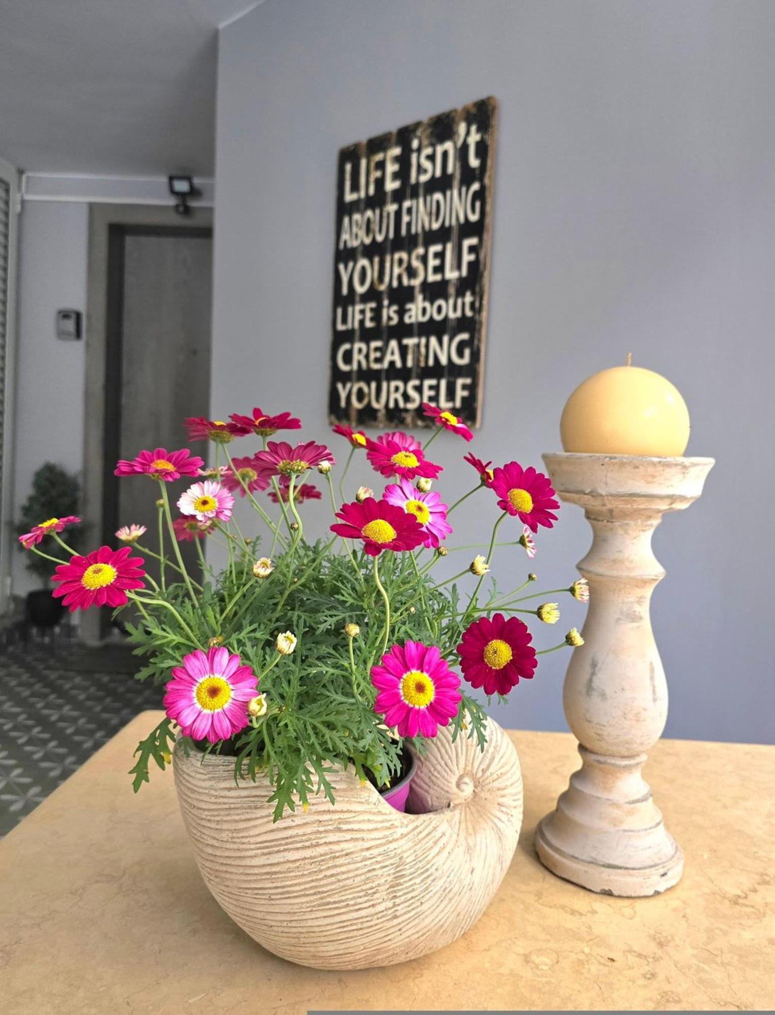 Glyfada'S Cosy Apartments Athena Bagian luar foto