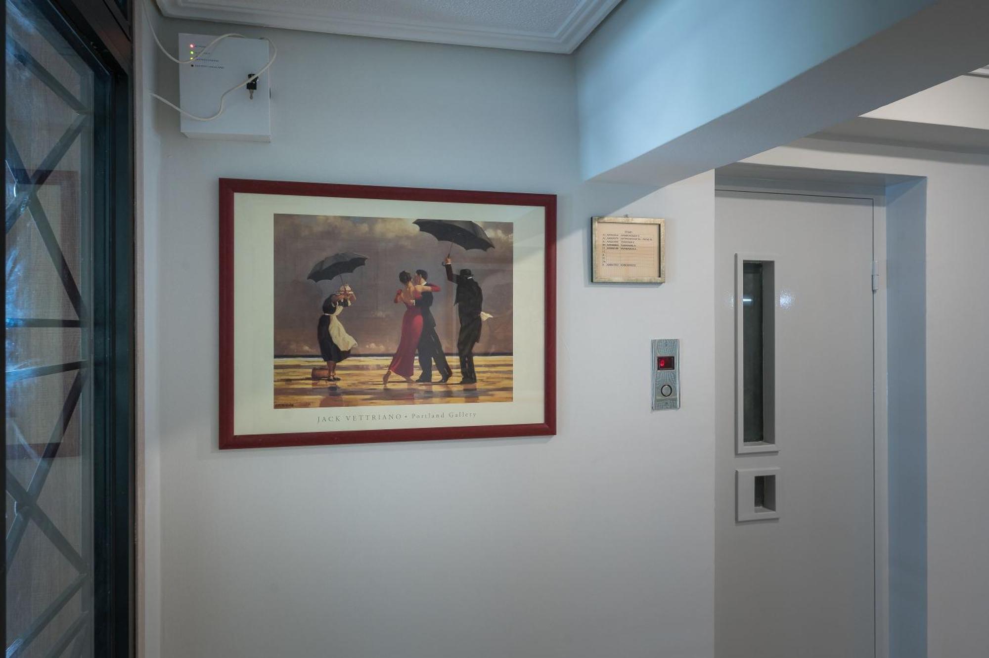 Glyfada'S Cosy Apartments Athena Bagian luar foto
